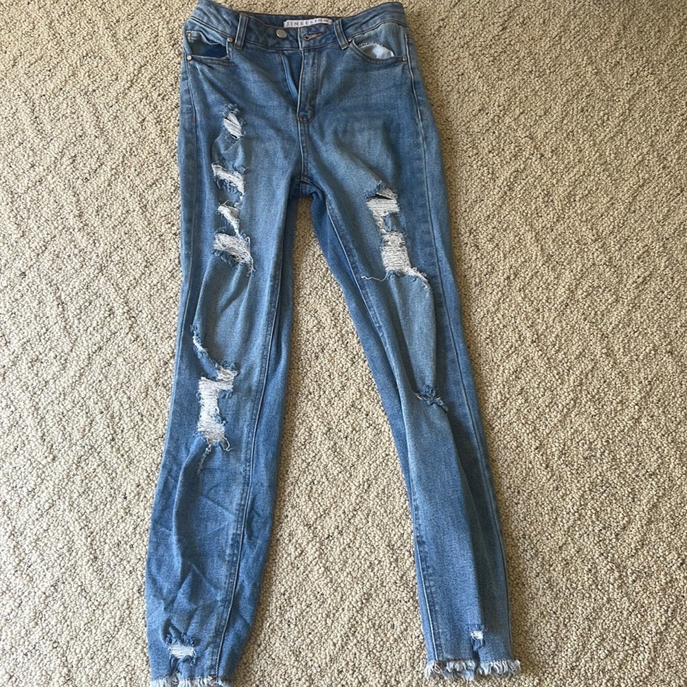 Ripped jeans from Tinseltown size 3